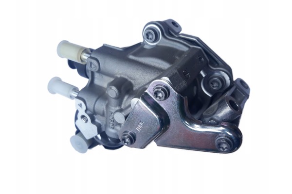 NEW INJECTION PUMP 1 5DCI 0445010704 167007358R Catalog number of the part 0 445 010 704