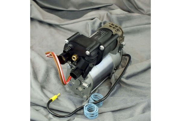 Compressor Wabco 415 403 956 2 BMW F01 F02 F07 F10 F11 Packaging status original