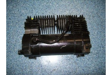 AIR COMPRESSOR MERCEDES VARIO 12V 0504050004 Catalog number of the part 0504050004 0504050004