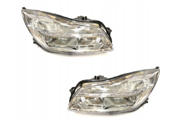 NEW OPEL INSIGNIA LAMPS SET L P