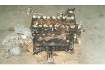 Engine motor IVECO DAILY III 2 8 99 06R 8140 43B