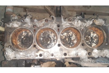 Engine motor IVECO DAILY III 2 8 99 06R 8140 43B Engine type diesel