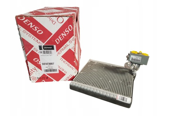 Air conditioning evaporator Renault Master III DEV23007 272813365R New Denso