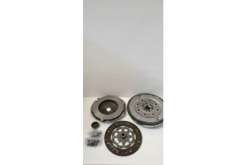SACHS CLUTCH SET CITROEN C2 C3 C4 C5 BERLINGO 1 6 HDI 04 DMF Product weight 17 94 kg