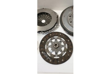 SACHS CLUTCH SET CITROEN C2 C3 C4 C5 BERLINGO 1 6 HDI 04 DMF Catalog number of substitutes AISIN SKE PE10 AISIN SWPS 010 ASHIKA 