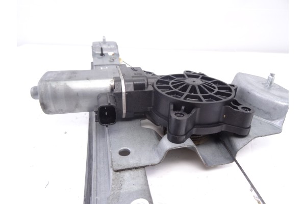 807213867R  ELEVALUNAS DELANTERO IZQUIERDO RENAULT CLIO IV Dynamique 2014 807213867R 208464 RENAULT - 2