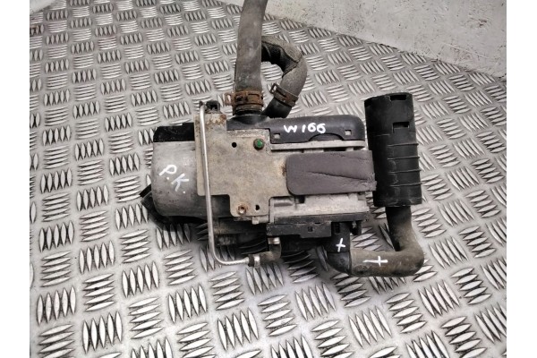 Parking heater Front left Mercedes Benz ML W166 A1665002998 Part manufacturer Mercedes Benz OE