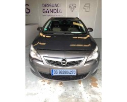 Opel Astra J Sports Tourer Sport 2011 para piezas | Desguace Gandia SL