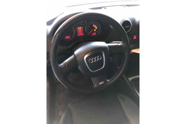 Audi A3 Sportback (8PA) 2.0 TDI Ambiente 2005 para piezas | Desguace Gandia SL