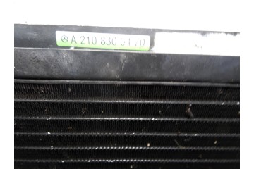 A2108300470 CONDENSADOR / RADIADOR  AIRE ACONDICIONADO MERCEDES-BENZ CLASE E (BM 210) BERLINA 270 CDI (210.016) 2000 A2108300470