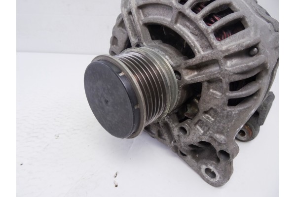 0124525091 ALTERNADOR SEAT LEON (1P1) Comfort Limited 2007 0124525091 209932 SEAT - 1
