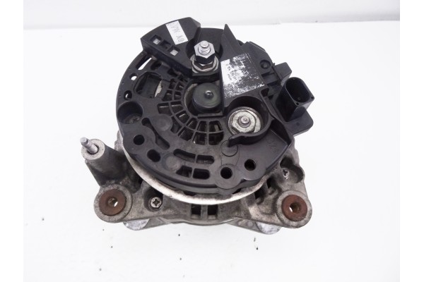 0124525091 ALTERNADOR SEAT LEON (1P1) Comfort Limited 2007 0124525091 209932 SEAT - 2