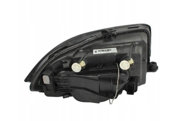 VALEO REFLECTOR AUDI A2 02 00 08 05 LE Type of low beam headlights traditional halogen