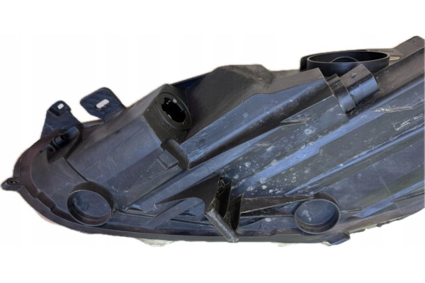 Juego de Faros Delanteros Ford Fiesta MK7 Facelift - Izquierdo y Derec