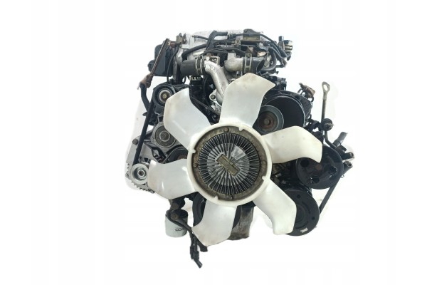 COMPLETE ENGINE MITSUBISHI PAJERO IV 3 8 V6 6G75 Part manufacturer Mitsubishi OE