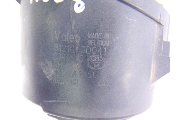 Faro antiniebla derecho, Toyota Auris (E15) Luna 2008, 81210-0D041