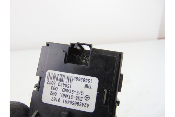 Interruptor, Mercedes-benz Clase Cla (Bm 117) CLA 220 CDI 4Matic (117.305) 2015, A2469050451