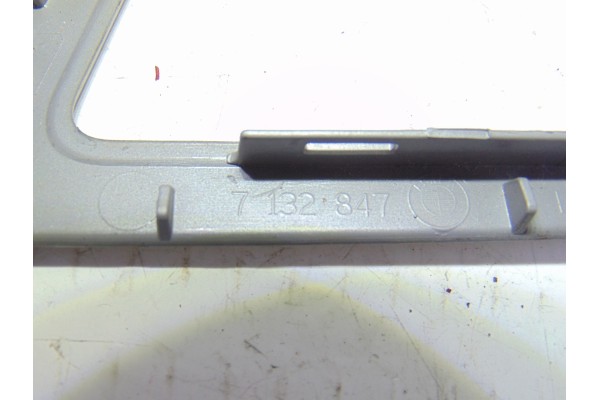 Molduras delanteras, Bmw Serie 3 Touring (E91) 320d 2006, 7132847