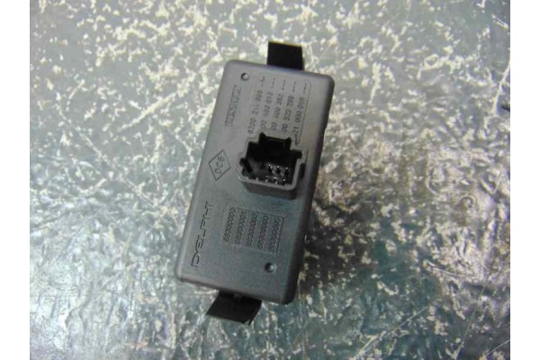 Warning, Renault Scenic Iii (Jz) Dynamique 2011, 8200214896A