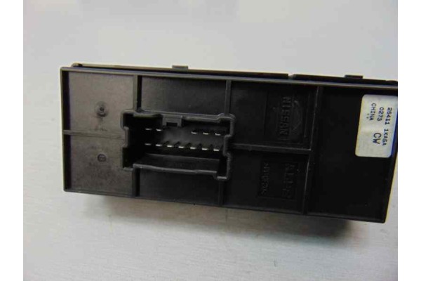 Mando elevalunas delantero derecho, Nissan Juke (F15E) Acenta 2013, 254111KA5A