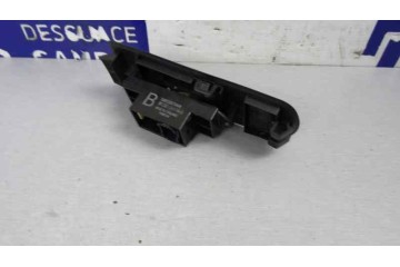 Mando elevalunas delantero derecho, Mitsubishi Colt CZ3 Berl. 3 (Z30) 1.5 DI-D Instyle 2007, MR587944