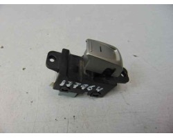 Mando elevalunas delantero derecho, Ssangyong Tivoli Limited 4x2 2017, 85850-35000
