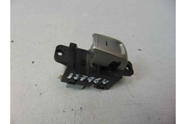 Mando elevalunas delantero derecho, Ssangyong Tivoli Limited 4x2 2017, 85850-35000