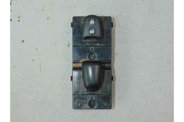 Mando elevalunas delantero derecho, Nissan Micra (K14) Acenta 2019