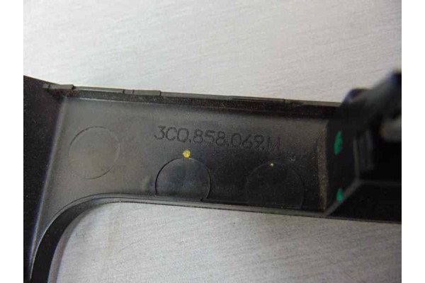 Moldura, Volkswagen Passat Berlina (3C2) Advance, 3C0858069