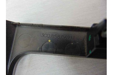 Moldura, Volkswagen Passat Berlina (3C2) Advance, 3C0858069