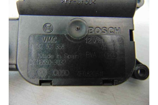 Motor apertura trampillas climatizador, Audi A6 Berlina (4F2) 2.7 Tdi, 4F0820511A
