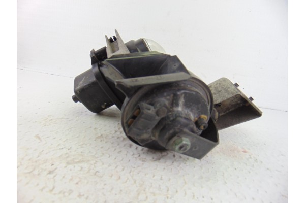 Faro antiniebla izquierdo, Audi A6 Berlina (4B2) 2.8 Quattro 2000, 4B0941705
