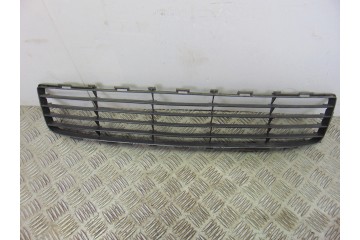 Rejilla paragolpes central, Toyota Auris (E15) Luna 2008, 53112-02080