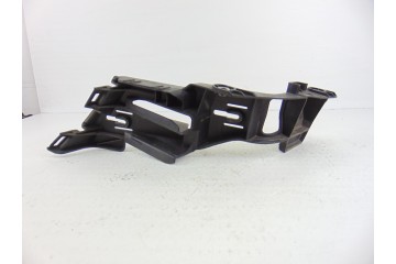 Molduras traseras, Volkswagen Golf V (1K1)(10.2003) Highline 2005, 1K6807375