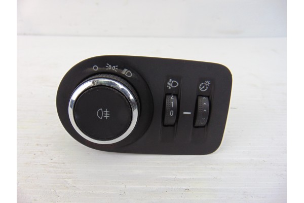Mando luces, Opel Corsa D Sport 2010, 13310330