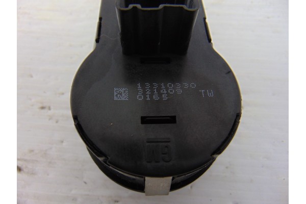 Mando luces, Opel Corsa D Sport 2010, 13310330