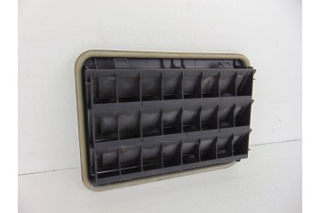 Molduras traseras, Bmw Serie 3 Berlina (F30) 328i 2012, 9176945