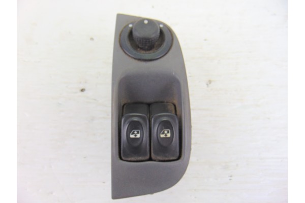 Mando elevalunas delantero izquierdo, Renault Megane I Fase 2 Berlina (BA0) 1.6 16 V Rt (BA04) 2000