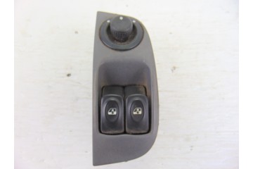 Mando elevalunas delantero izquierdo, Renault Megane I Fase 2 Berlina (BA0) 1.6 16 V Rt (BA04) 2000