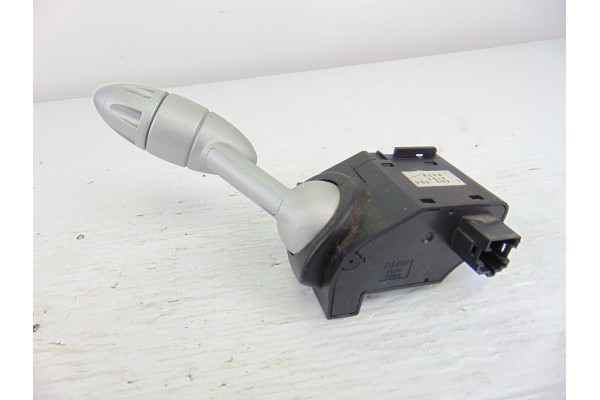 Mando limpia, Mini Mini (R50,R53) One D 2004, 1489484