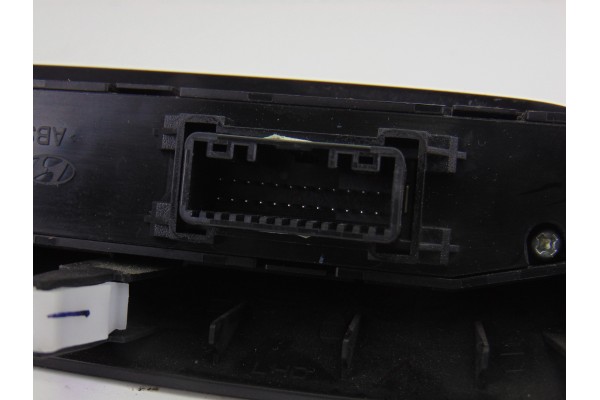 Interruptor, Hyundai I20 (Gb) Classic 2015, 93700C8030