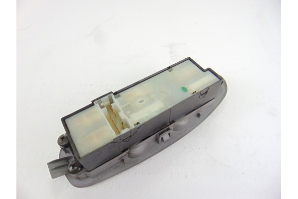 Mando elevalunas delantero izquierdo, Nissan Almera Tino (V10M) Acenta 2004