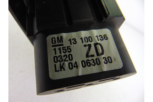 Mando luces, Opel Astra H Berlina Sport 2005, 13100136