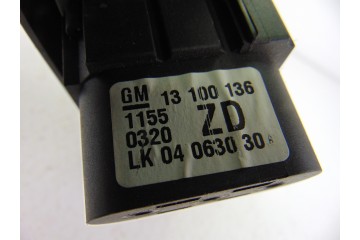Mando luces, Opel Astra H Berlina Sport 2005, 13100136