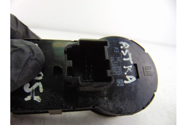 Mando luces, Opel Astra J Sports Tourer Sport 2010, 13268703