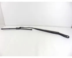 Brazo limpia delantero derecho, 9822931880