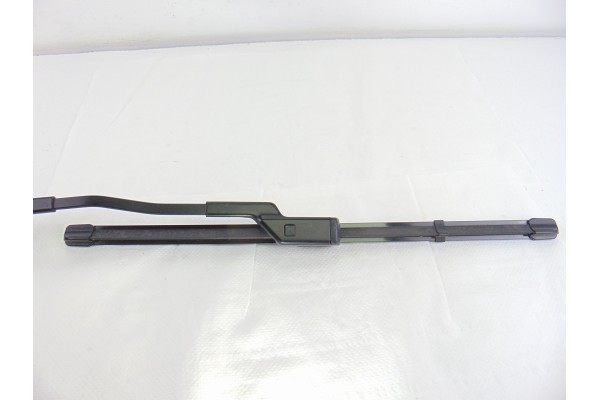 Brazo limpia delantero derecho, 9822931880