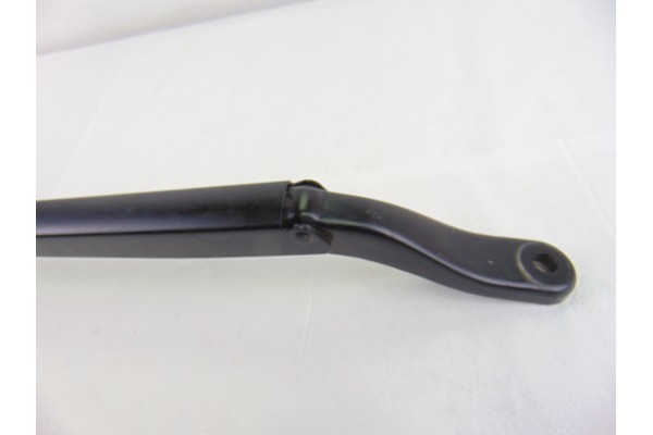 Brazo limpia delantero derecho, 9822931880