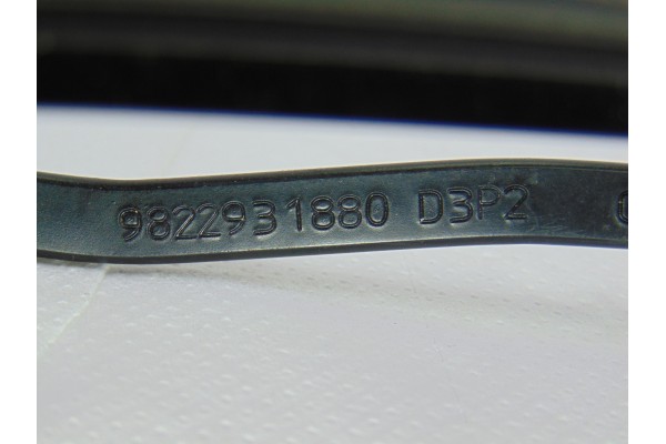 Brazo limpia delantero derecho, 9822931880