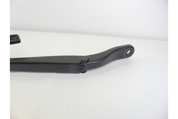 Brazo limpia delantero izquierdo, 9822931680